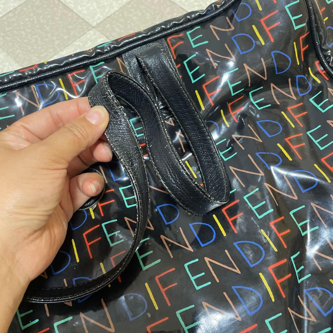 FENDI フェンディ　エナメルバッグ　ヴィンテージ　総柄　ブラック