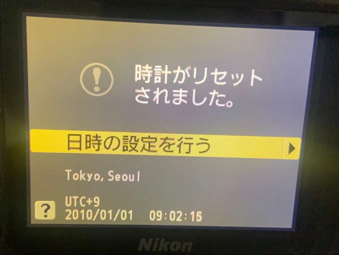 【ショット数わずか】ニコン Nikon D3100 ダブルレンズ一眼レフカメラ