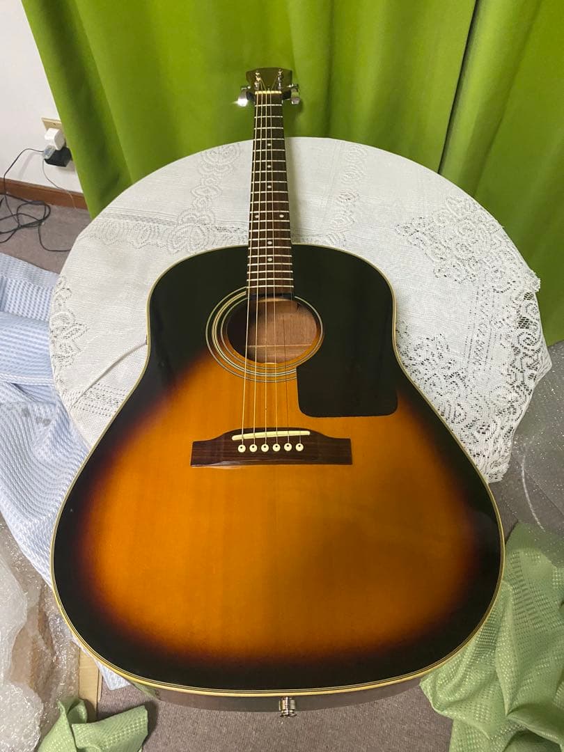 気分はジョンレノン！by Gibson エピフォンAJ15 エレアコ　音出し良好
