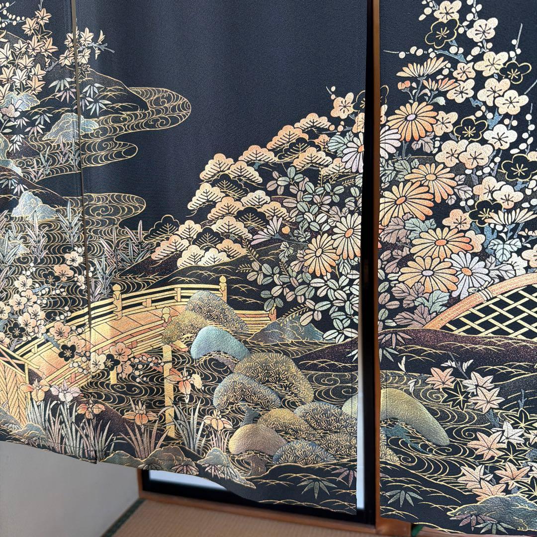 着物素材リメイク暖簾のれん、ゴージャスな絵柄模様！
