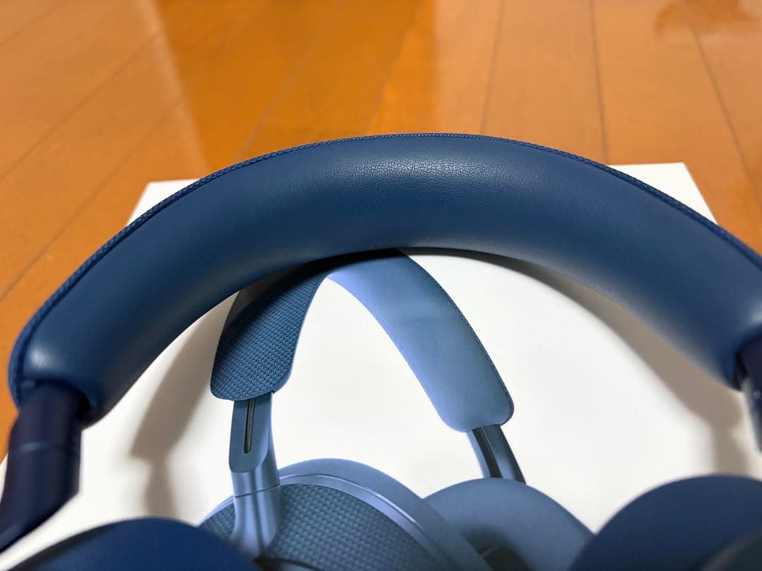 TM　Bowers & Wilkins Px7 S2e