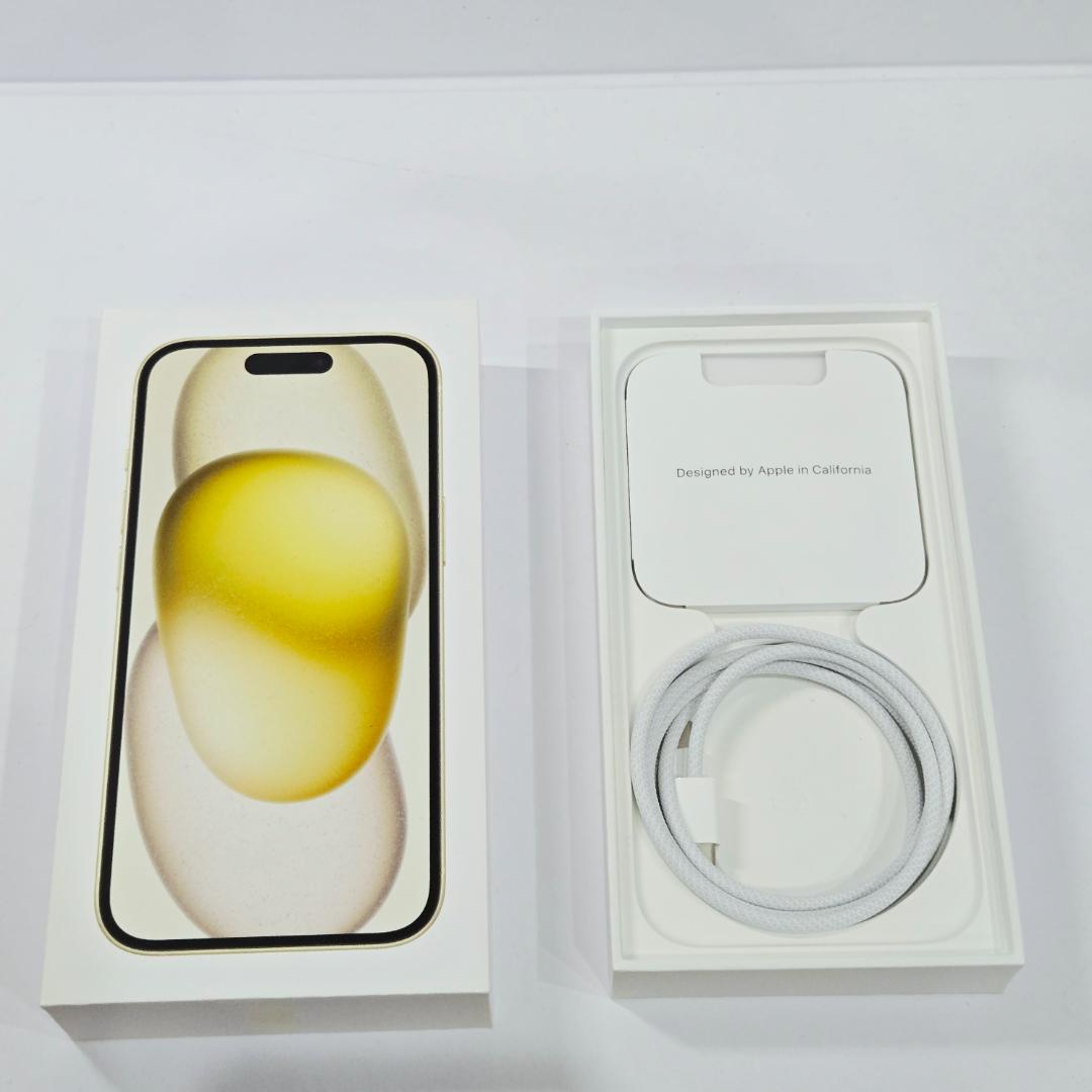 12 iPhone15 イエロー SIMフリー 極美品 BT87% 付属品完備