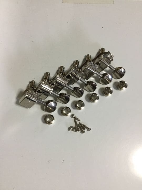 Stratcaster,Telecaster用 片側6連