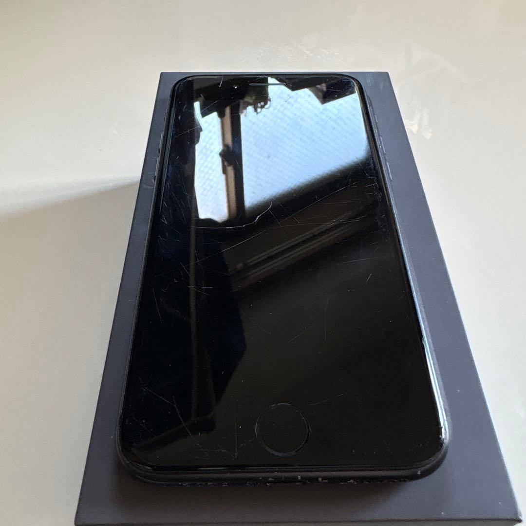Apple iPhone 8 スペースグレー 本体 箱付き