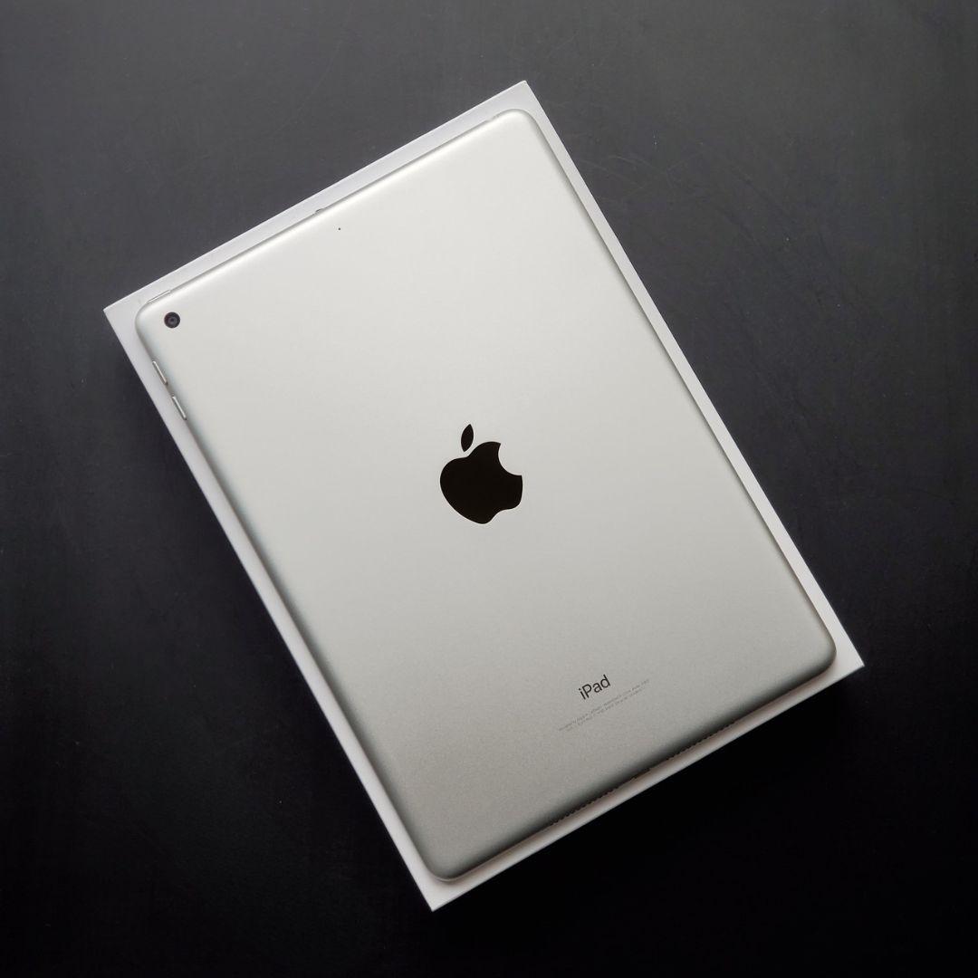 【極美品】iPad 5 Wi-Fi 32GB 第5世代