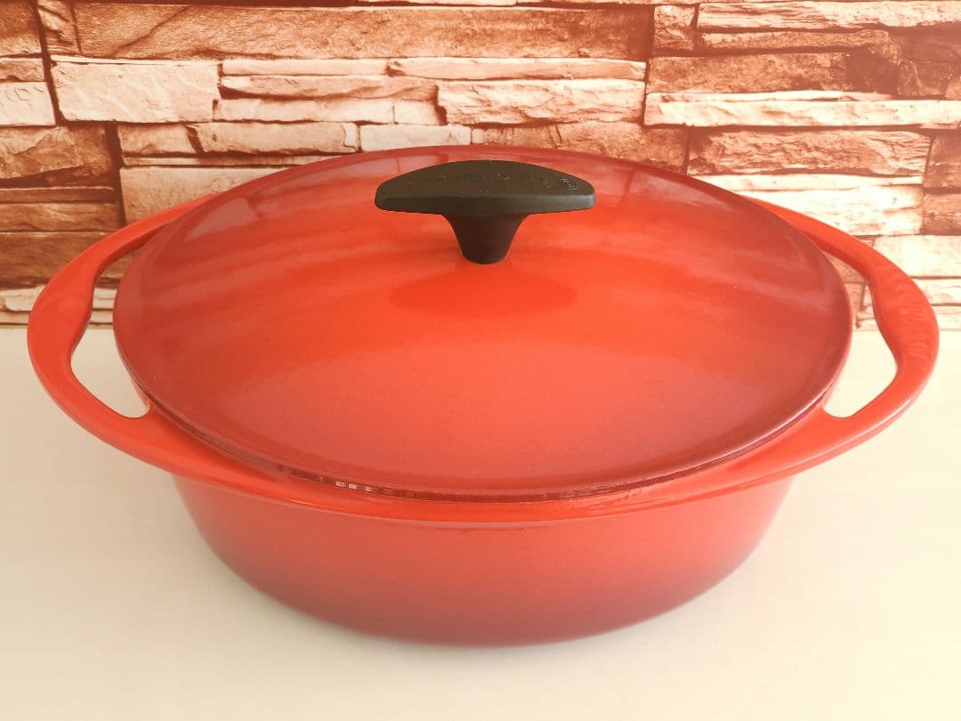 【廃盤/値下げ中】ルクルーゼ　オーバルセンセーション　25cm