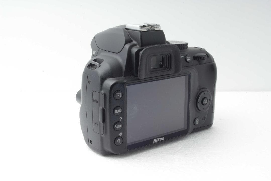 シャッター回数3545回 Nikon D3000 すぐ使えるダブルレンズセット