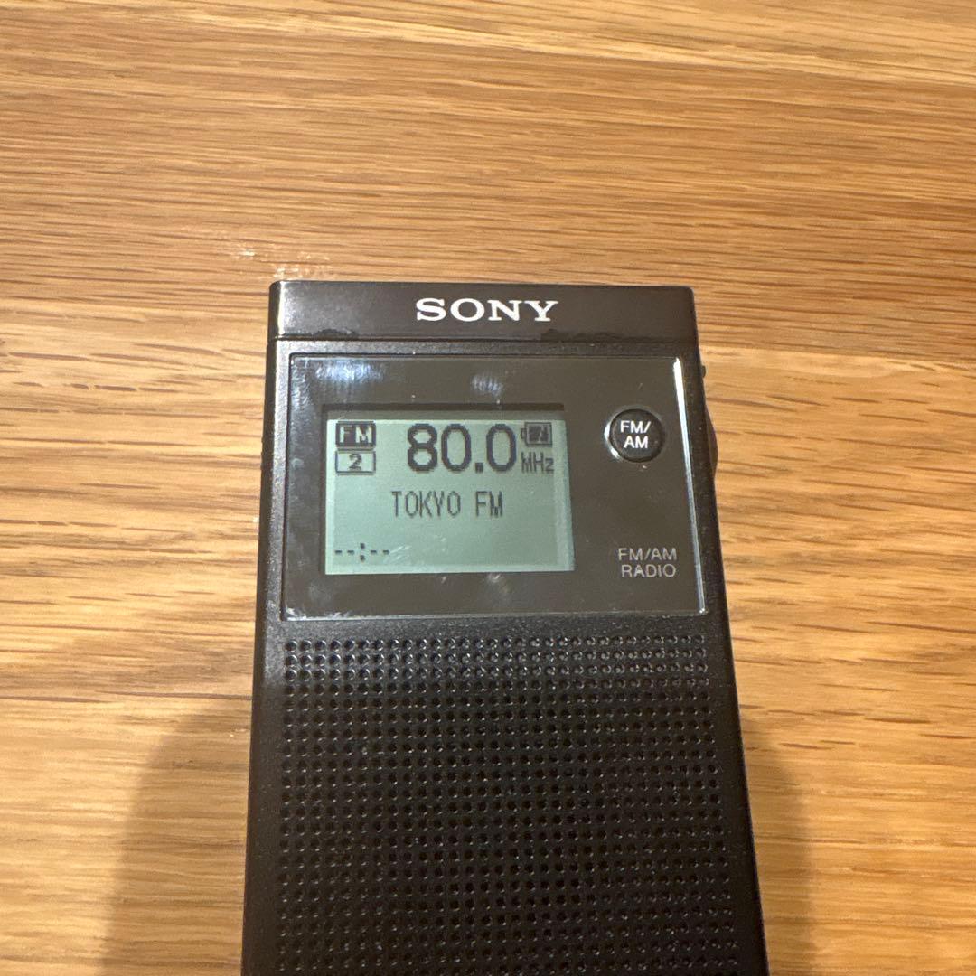 SONY SRF-R336 FM/AMラジオ　携帯ラジオ　9cm×5cm×1cm