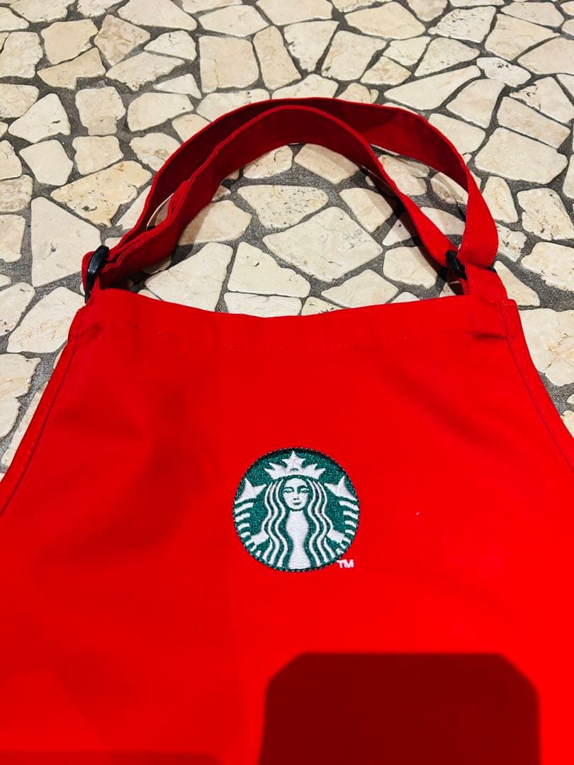 @レア‼非売品　️北米スタバ】バリスタエプロン　赤　ホリデーVer.