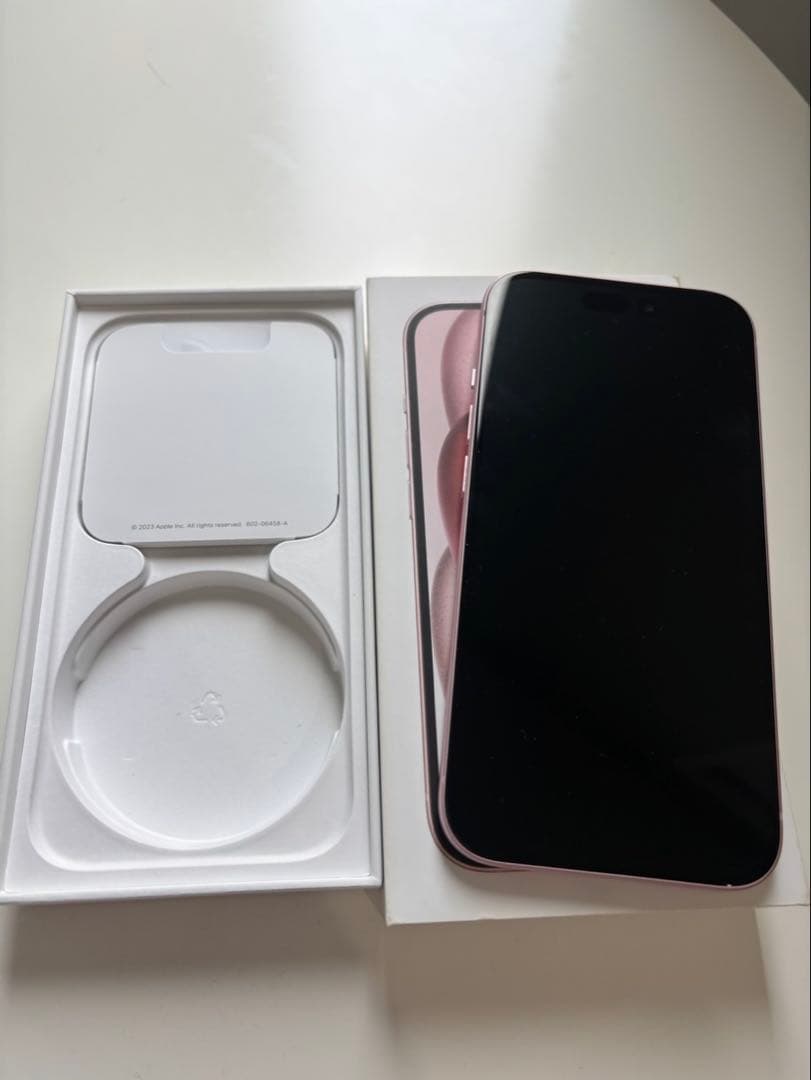 【値下げ！】iPhone15 128GB simフリー