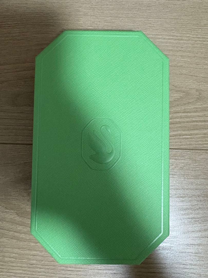 ※あい【スワロフスキー】iPhone16 ケース ブラック