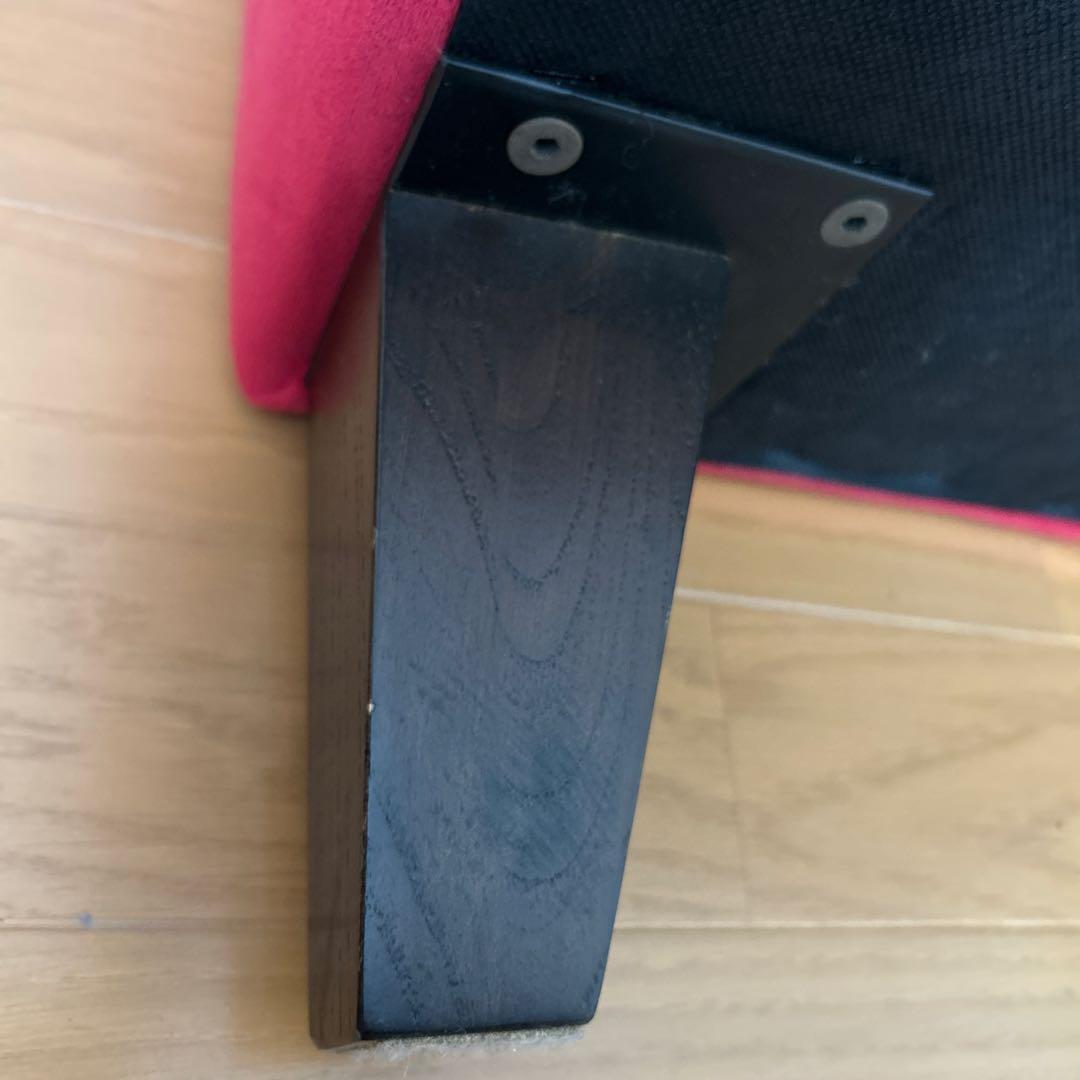 美品‼️ ソファ　2人掛け　ニトリ　コンパクト 　　　　ビロード生地張り　レッド