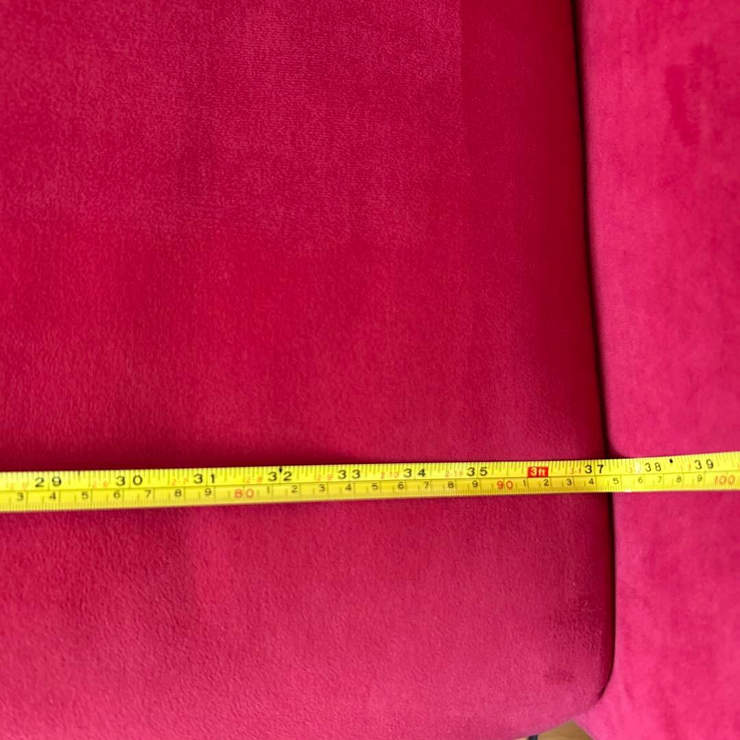 美品‼️ ソファ　2人掛け　ニトリ　コンパクト 　　　　ビロード生地張り　レッド