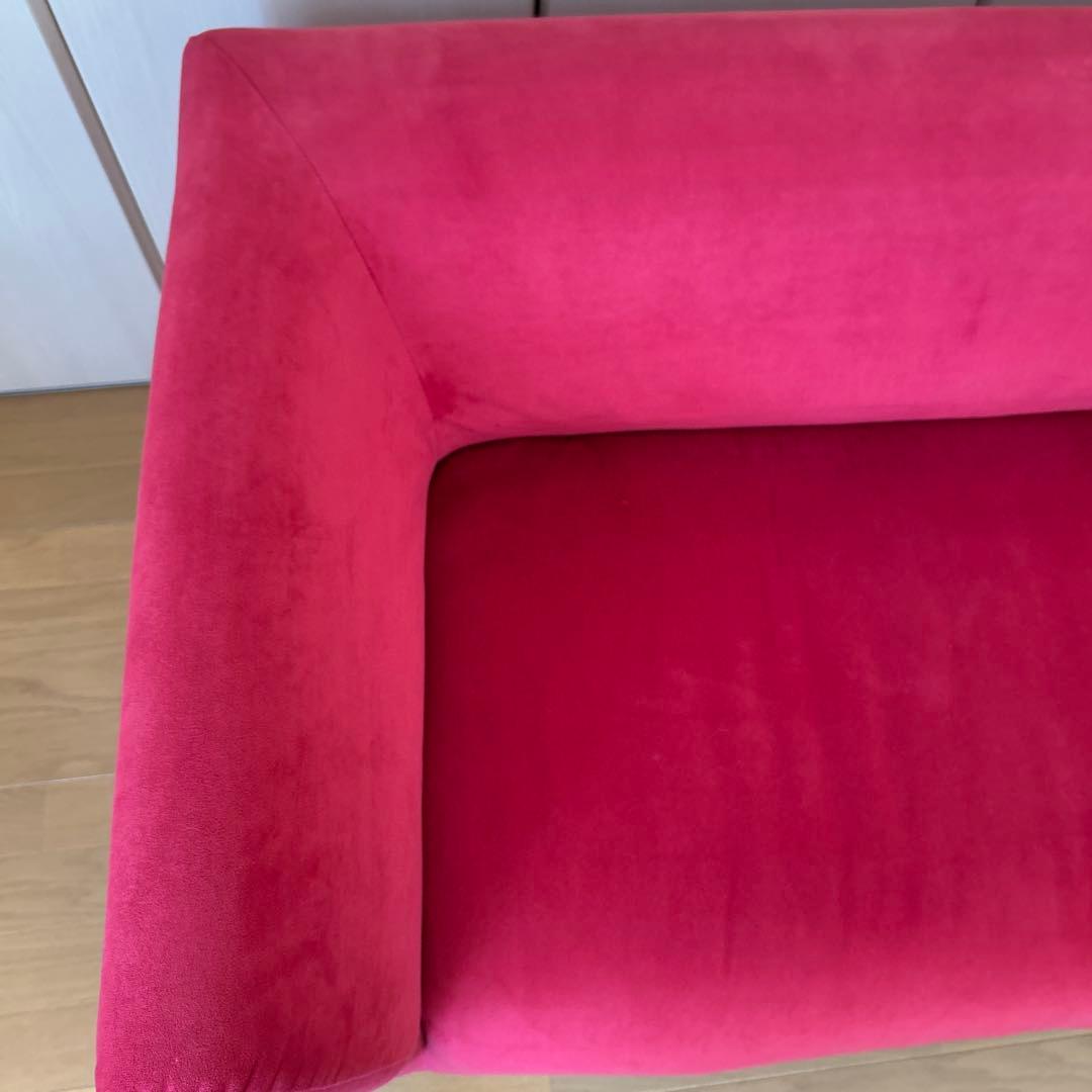 美品‼️ ソファ　2人掛け　ニトリ　コンパクト 　　　　ビロード生地張り　レッド