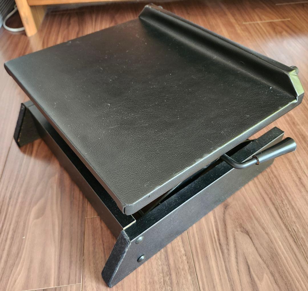 ピアノ足台　レバーで簡単高さ調整