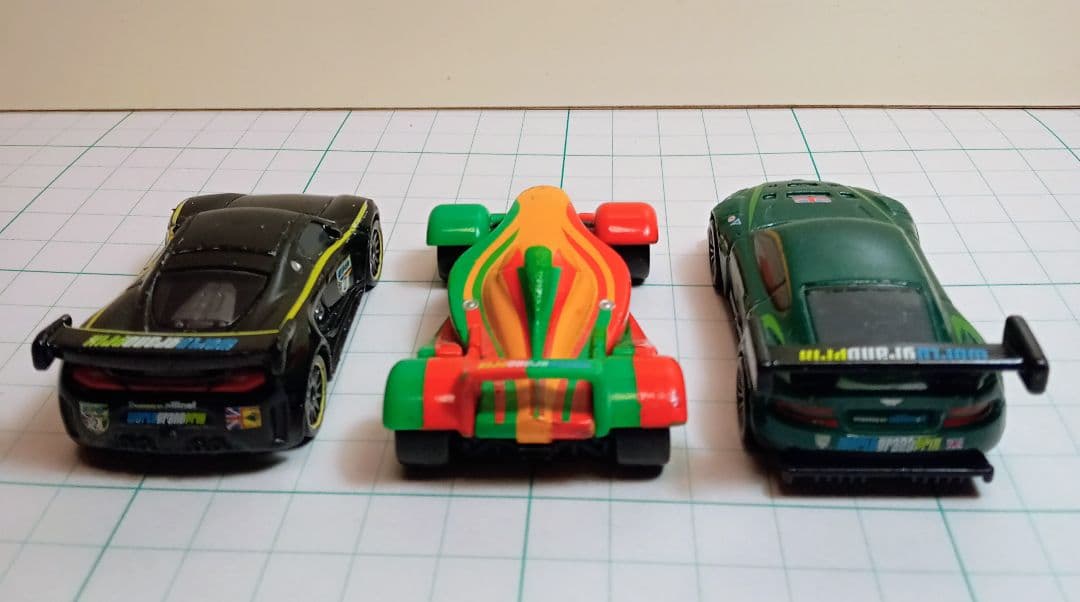 トミカディズニーカーズ３台