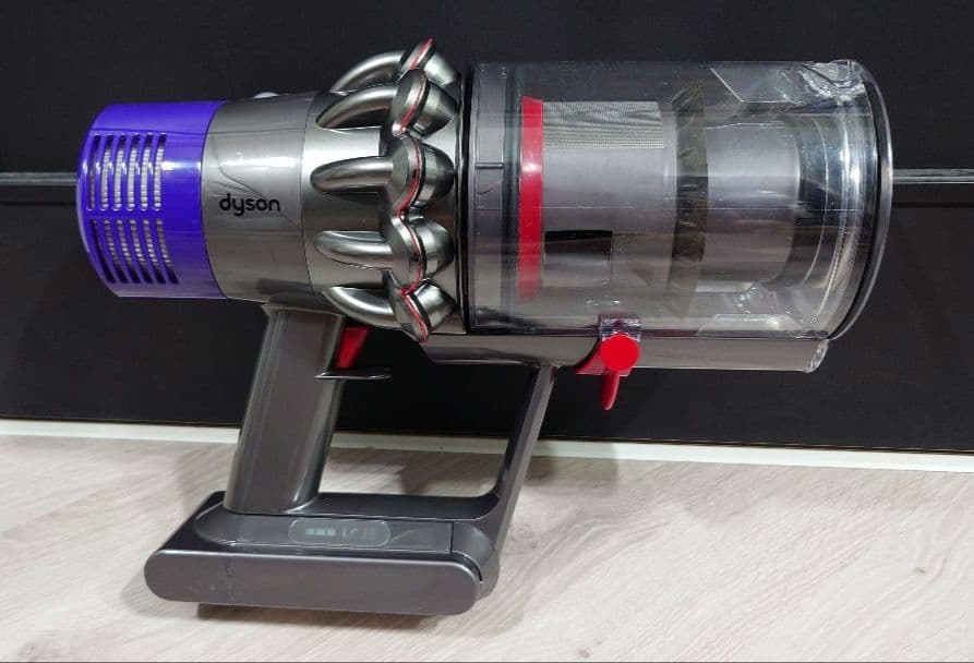 ②ダイソン dyson V10 SV12 本体のみ エコモード54分