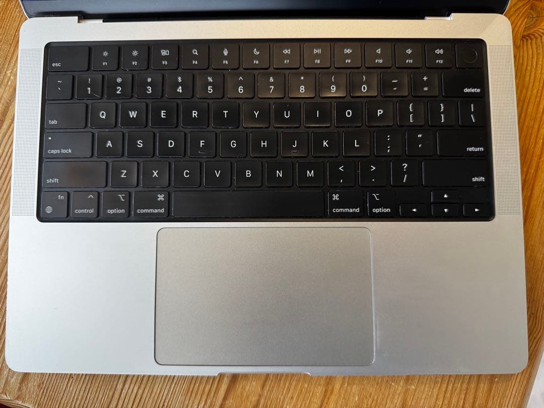 はなApple MacBook Pro 14インチ M1 Pro 32GB