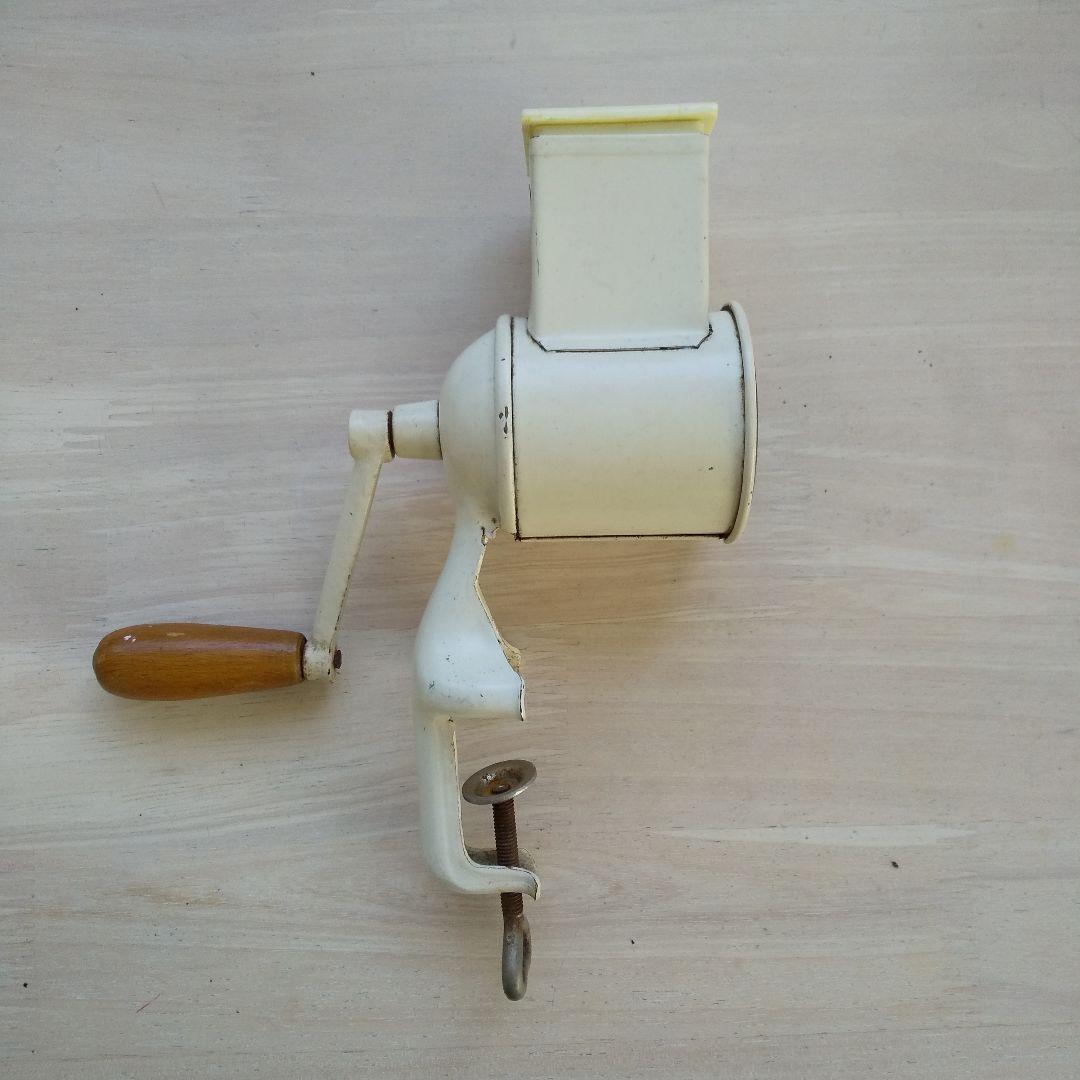 ザクセンハウス　チーズグラインダー　チーズグレーター　ブロカント