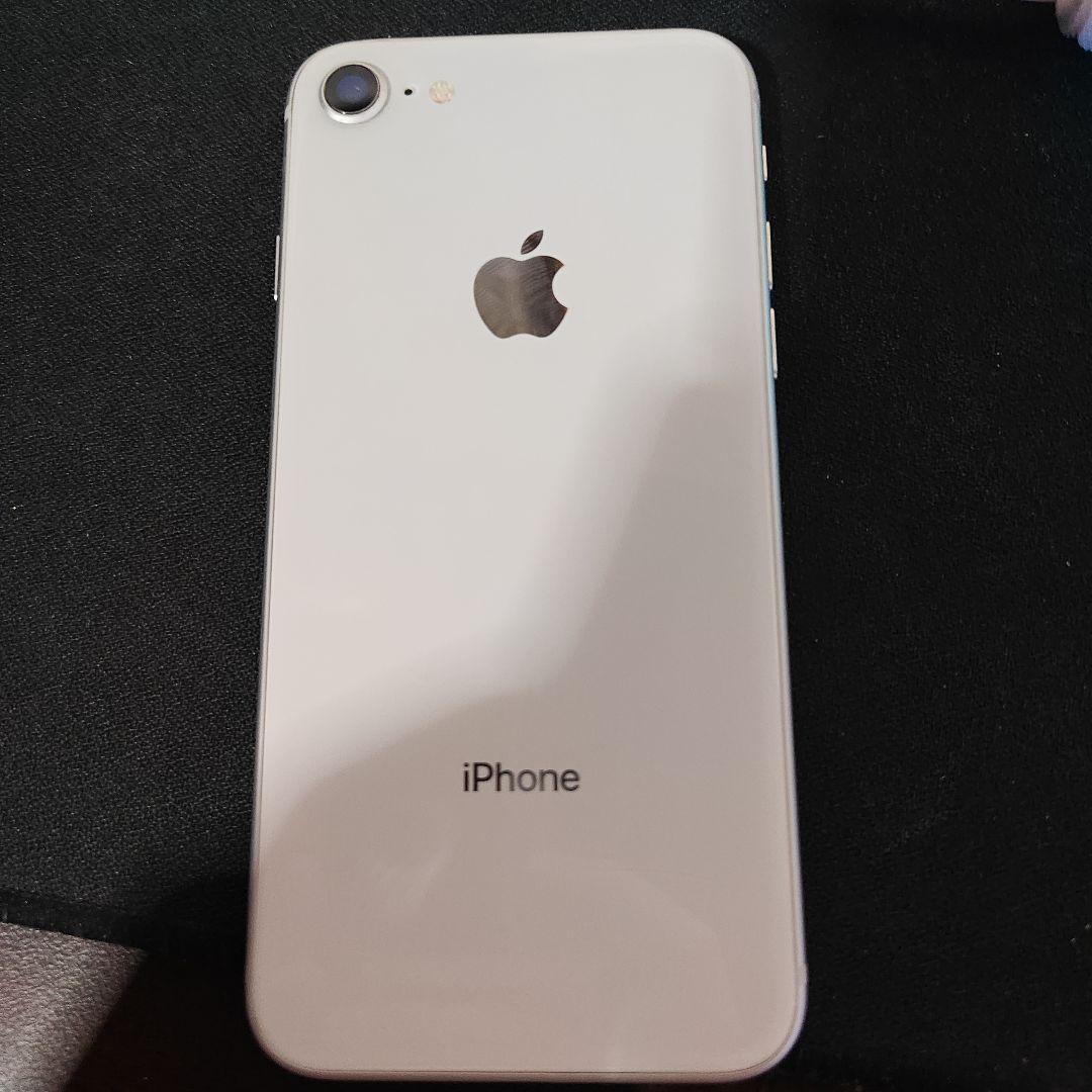 iPhone 8 本体 256GB