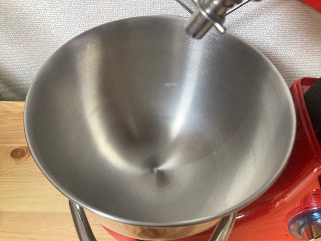 ☆美品！ Aucma スタンドミキサー 4.5L大容量 3種類アタッチメント付き