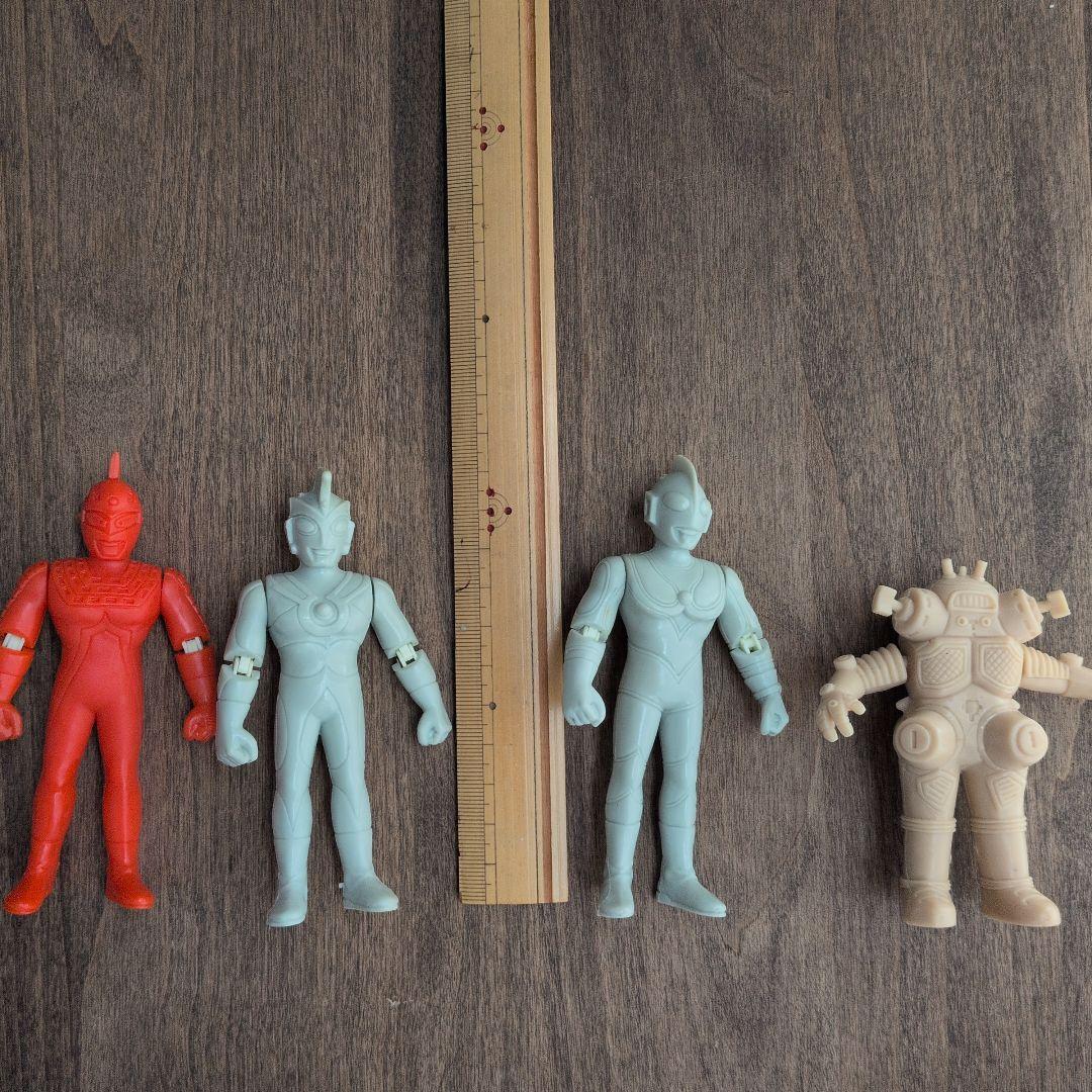 1988年BANDAI円谷セブン、エース、帰ってきたウルトラマン、キングジョー