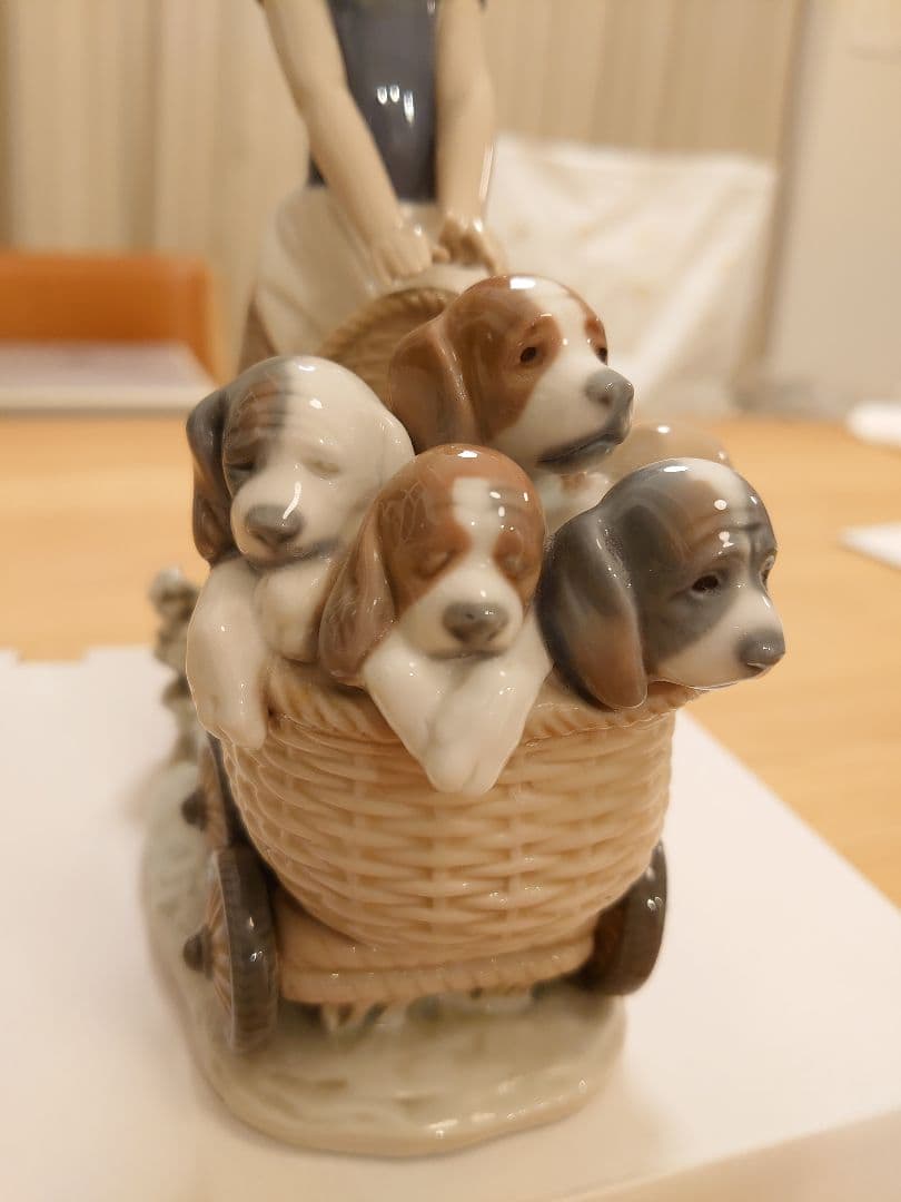 【極美品 絶版】LLADRO リヤドロ 5364 『可愛い仔犬達とお散歩』