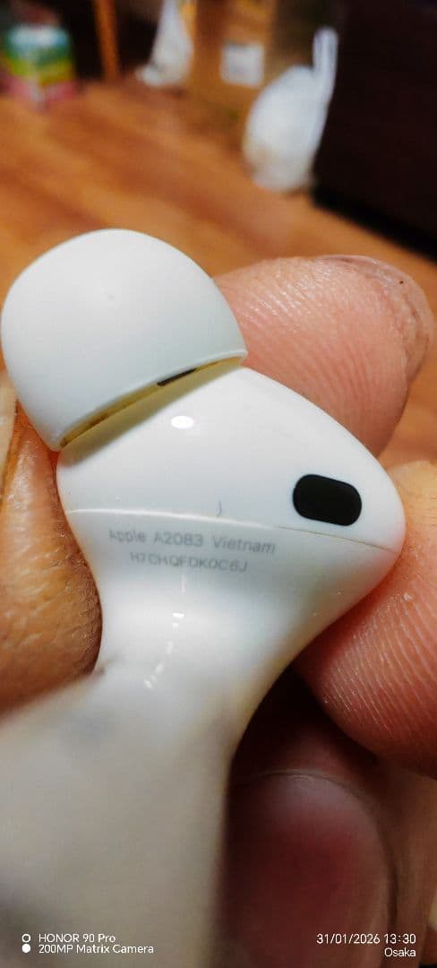 AirPods Pro 本体 ホワイト 充電ケース付きよくやった。