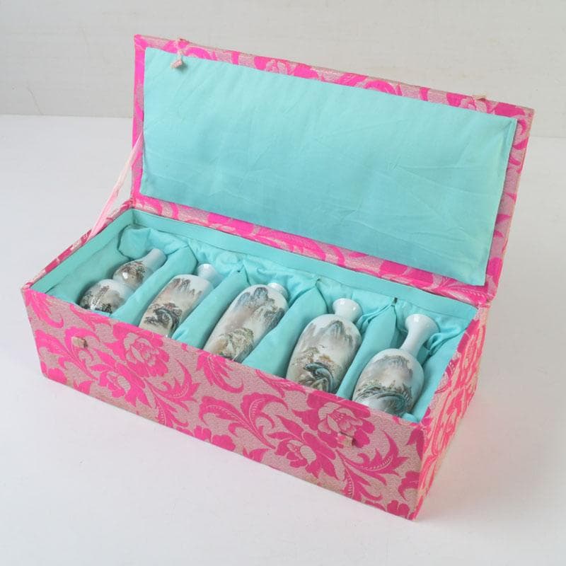 中国　景徳鎮製　薄胎粉彩　山水文　小瓶　5点　V　A72