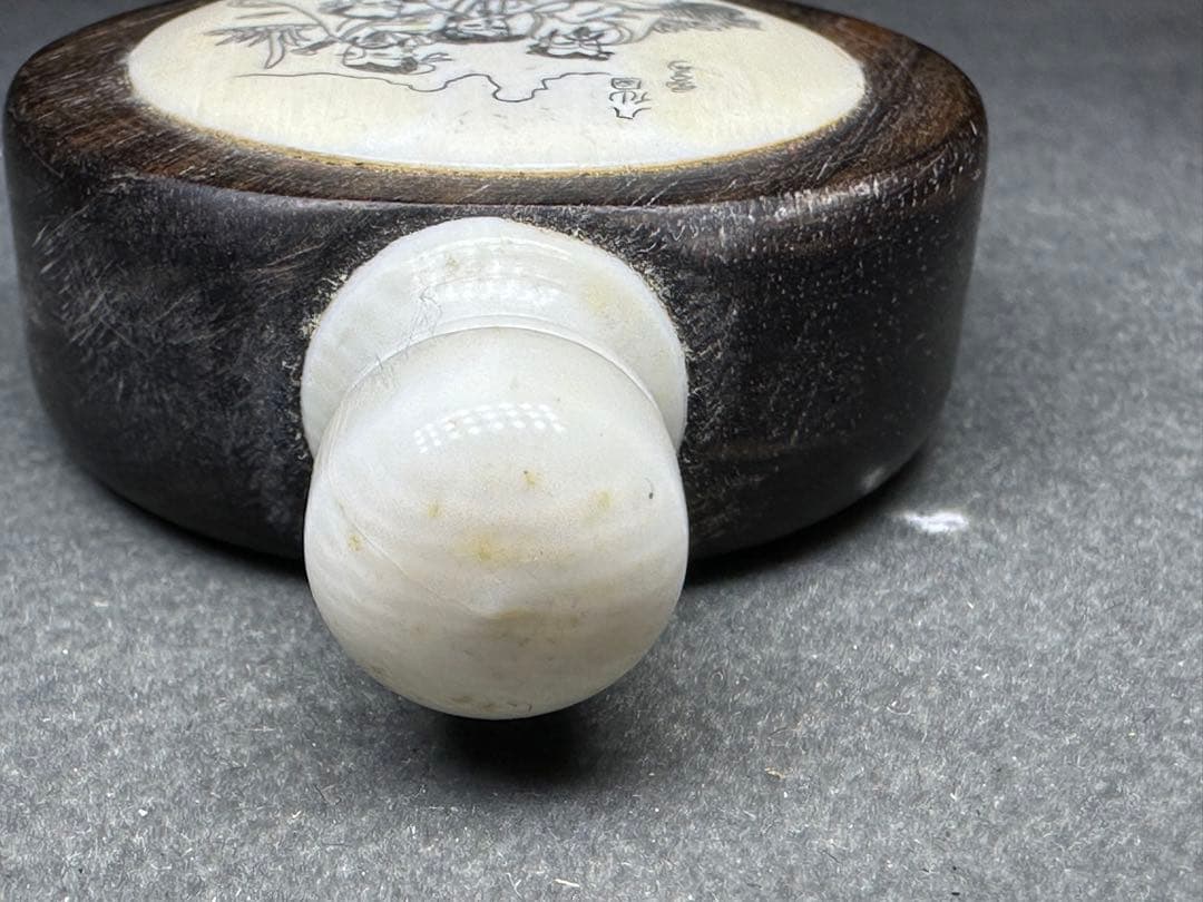 極上　置物　鼻烟壶　中国古美術　古美術品　細密細工　骨董　アンティーク　彫