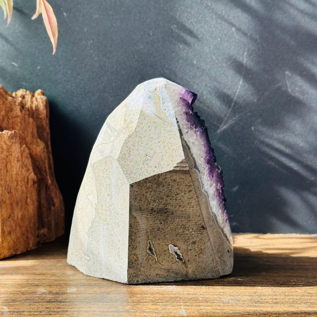 ウルグアイ産❣️天然石 アメジストのドーム　原石　置物　鉱物G.285
