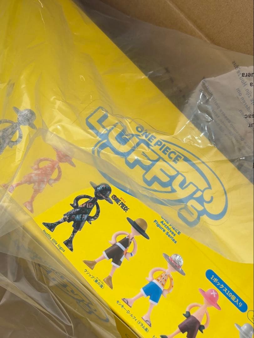 ワンピースLUFEYS 1ボックス　未開封シール付き
