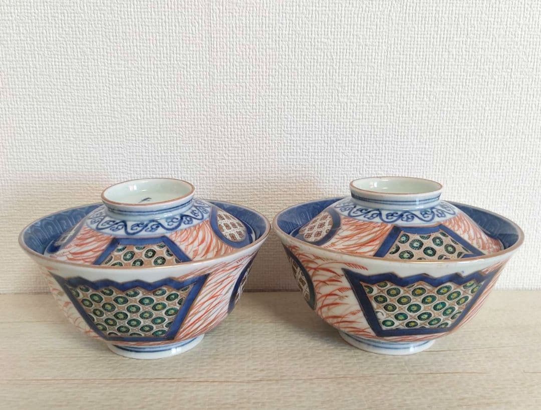 お値下げしました。2個組　古伊万里　色絵　窓抜　芒文　飯茶碗