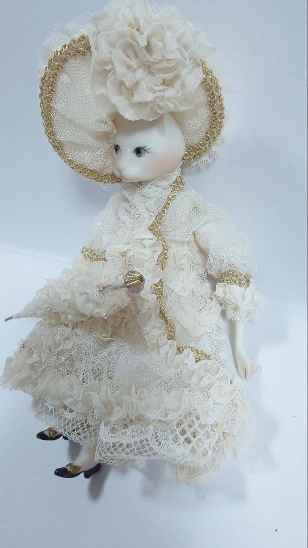 ちびくま工房　ビクトリアン猫　猫ビスクドール