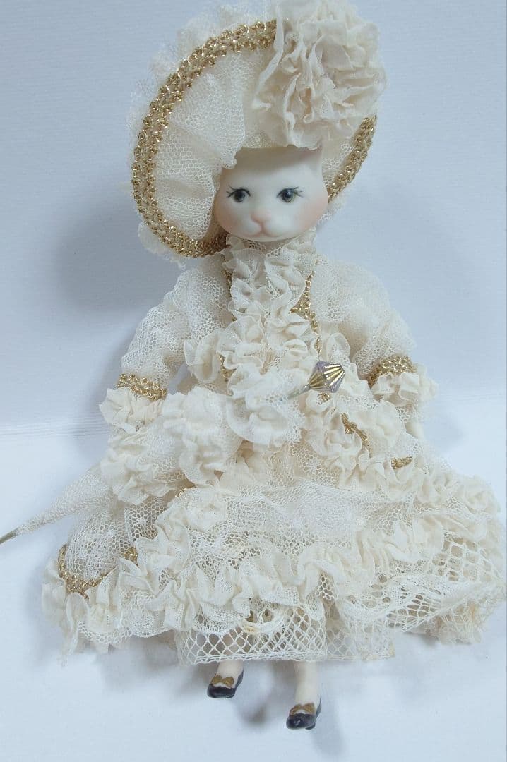 ちびくま工房　ビクトリアン猫　猫ビスクドール