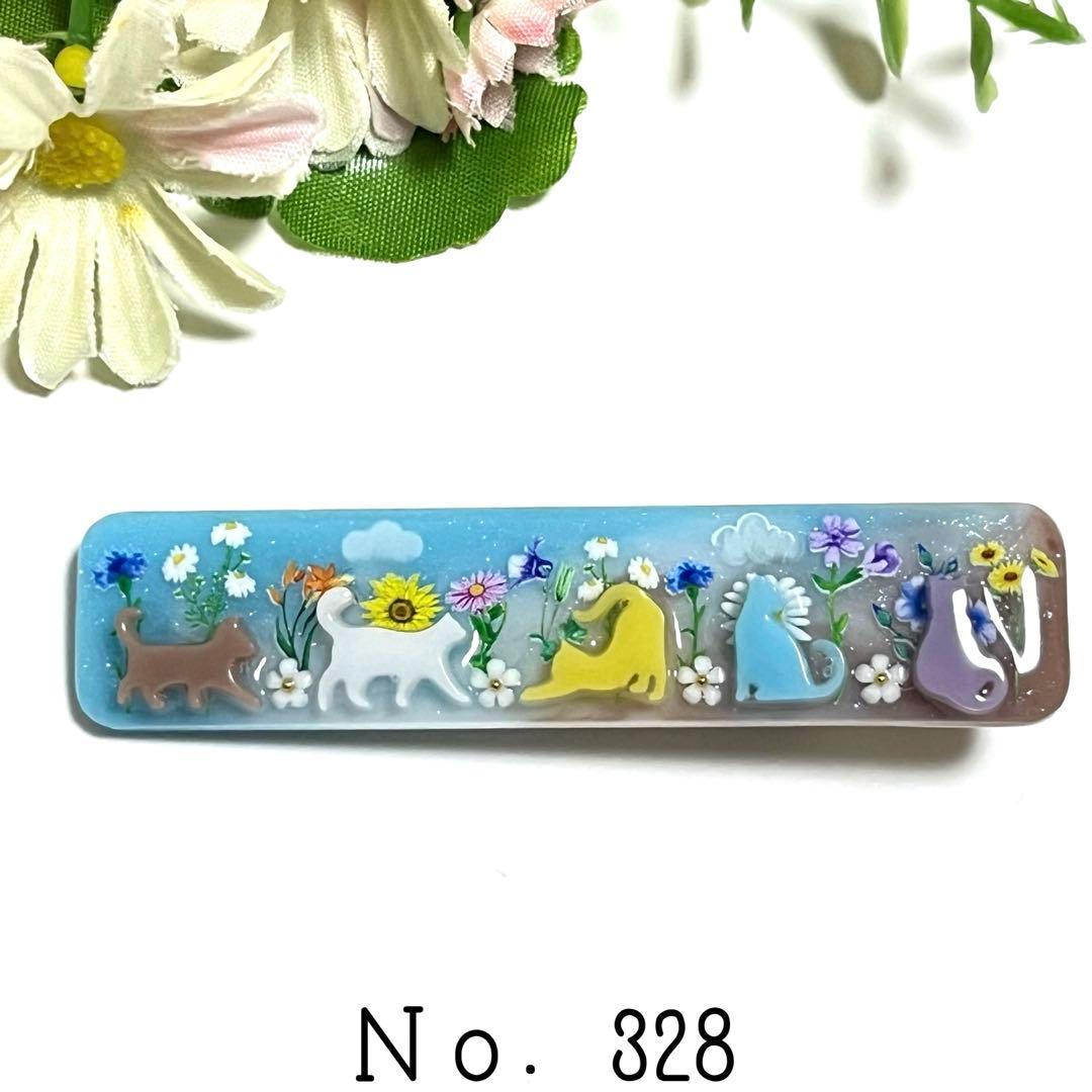 カヤ　☪︎⋆☽様おまとめ。レジン シマエナガ 猫 ヘアクリップ ペンダント