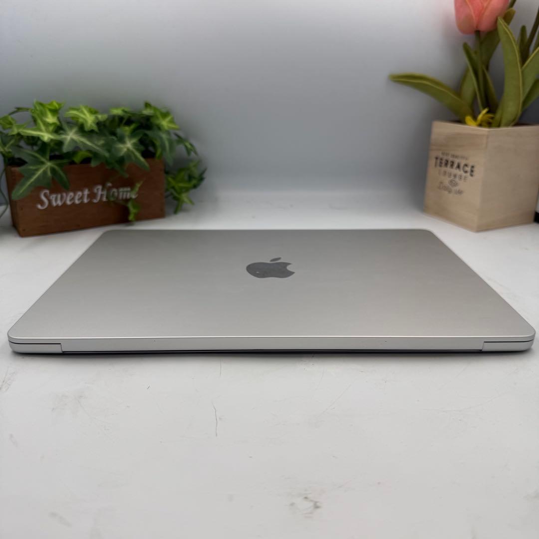 MacBook本体 MacBook Air 2022 M2/8GB/512GB