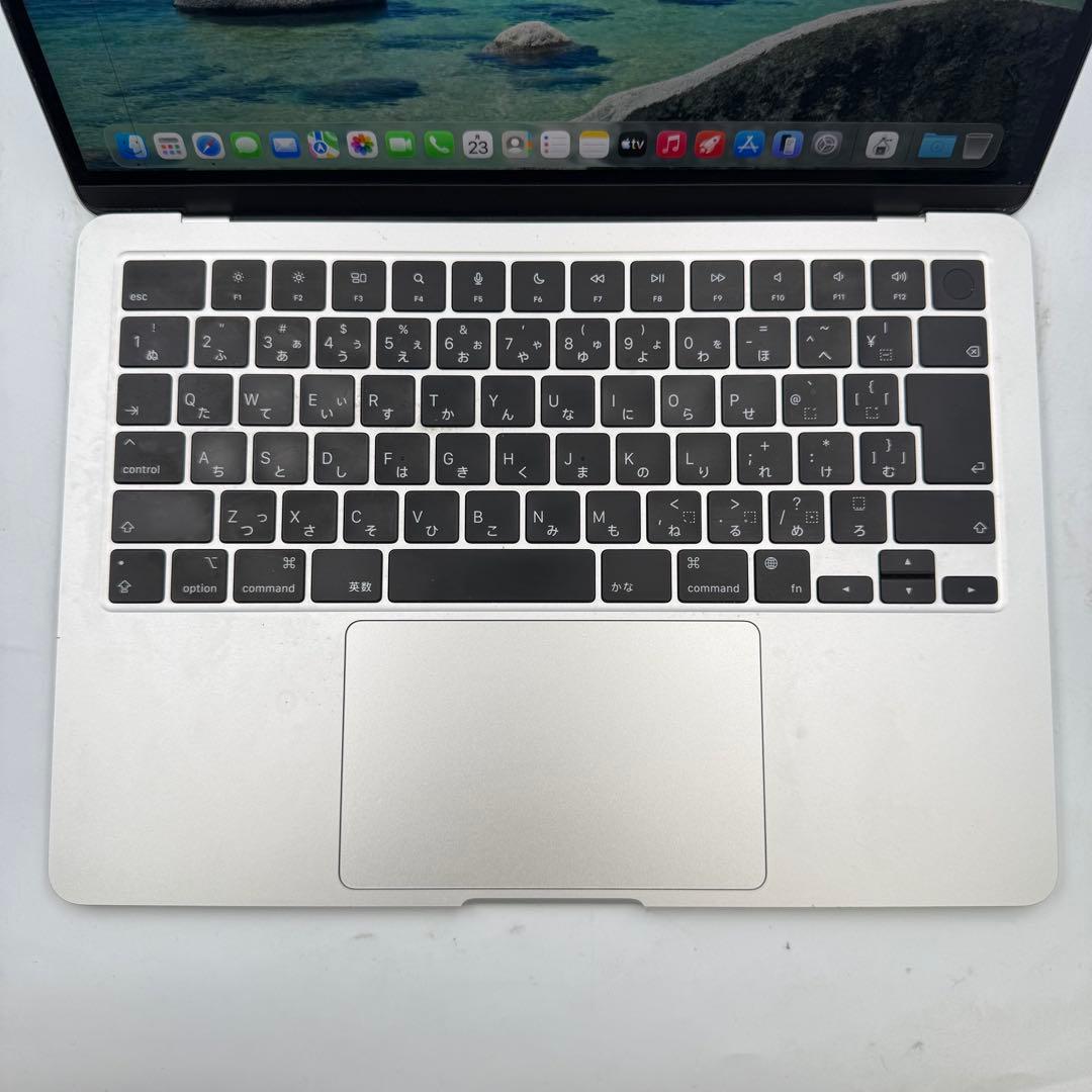 MacBook本体 MacBook Air 2022 M2/8GB/512GB