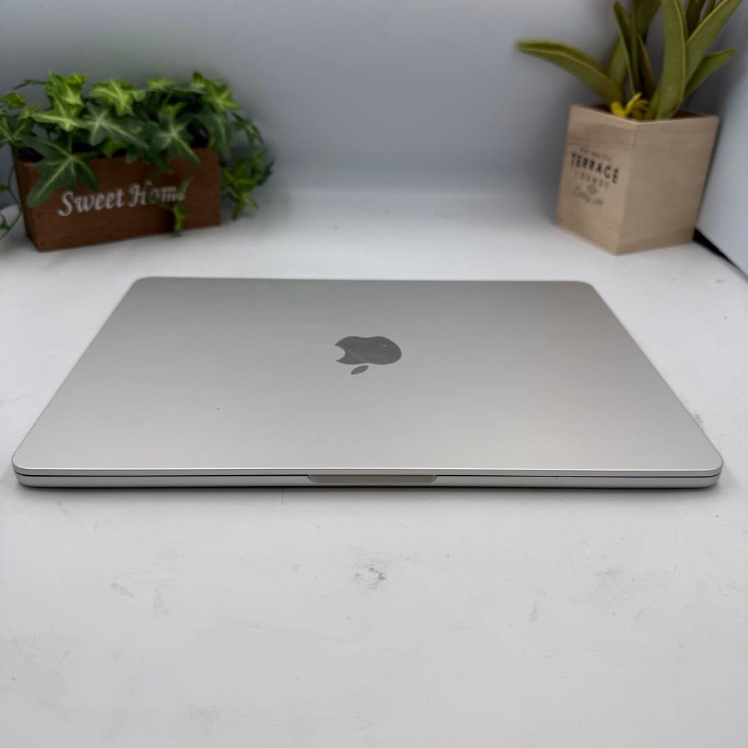MacBook本体 MacBook Air 2022 M2/8GB/512GB