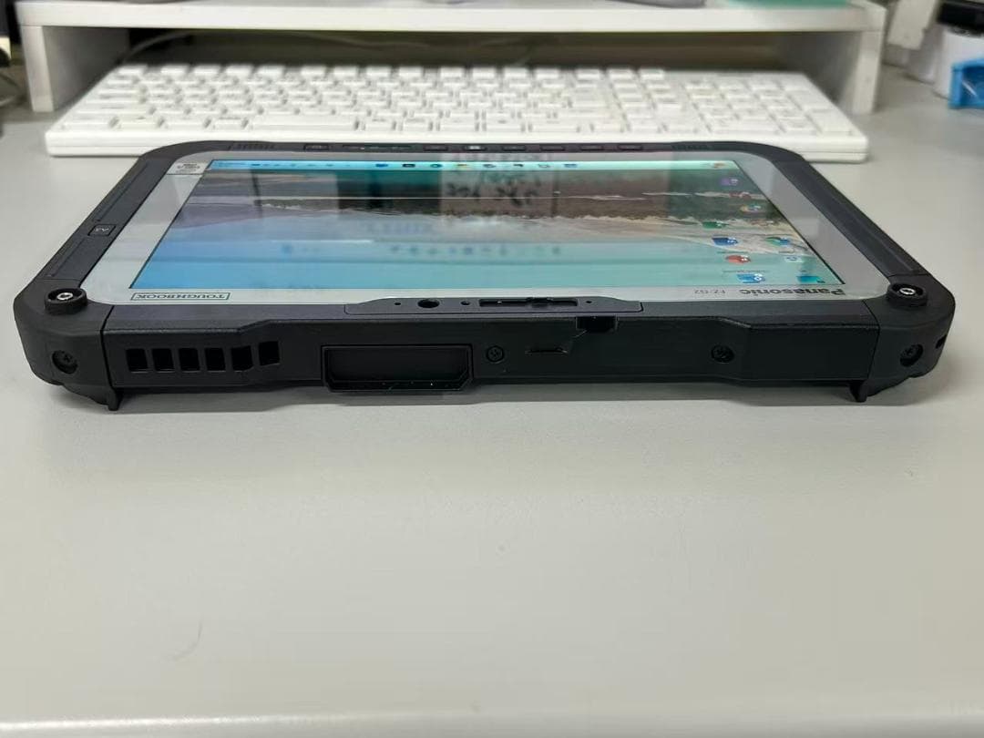 準美品 タフブック FZ-G2 第10世代 i5 8GB 10.1型