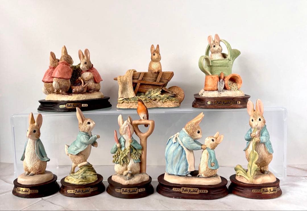 ピーターラビット◆希少【Peter Rabbit Eating Luttuce】