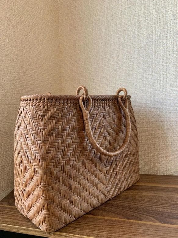 山葡萄　山葡萄かごバッグ　山葡萄籠バッグ　手作り　細ひご　内布あり