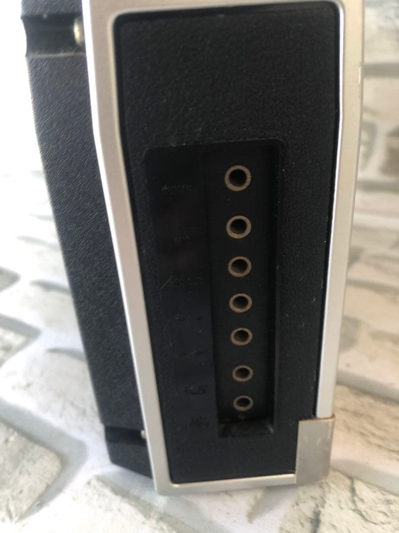 SHARP/シャープ ポータブルラジオ　Z-2500 FY-72J(A39)