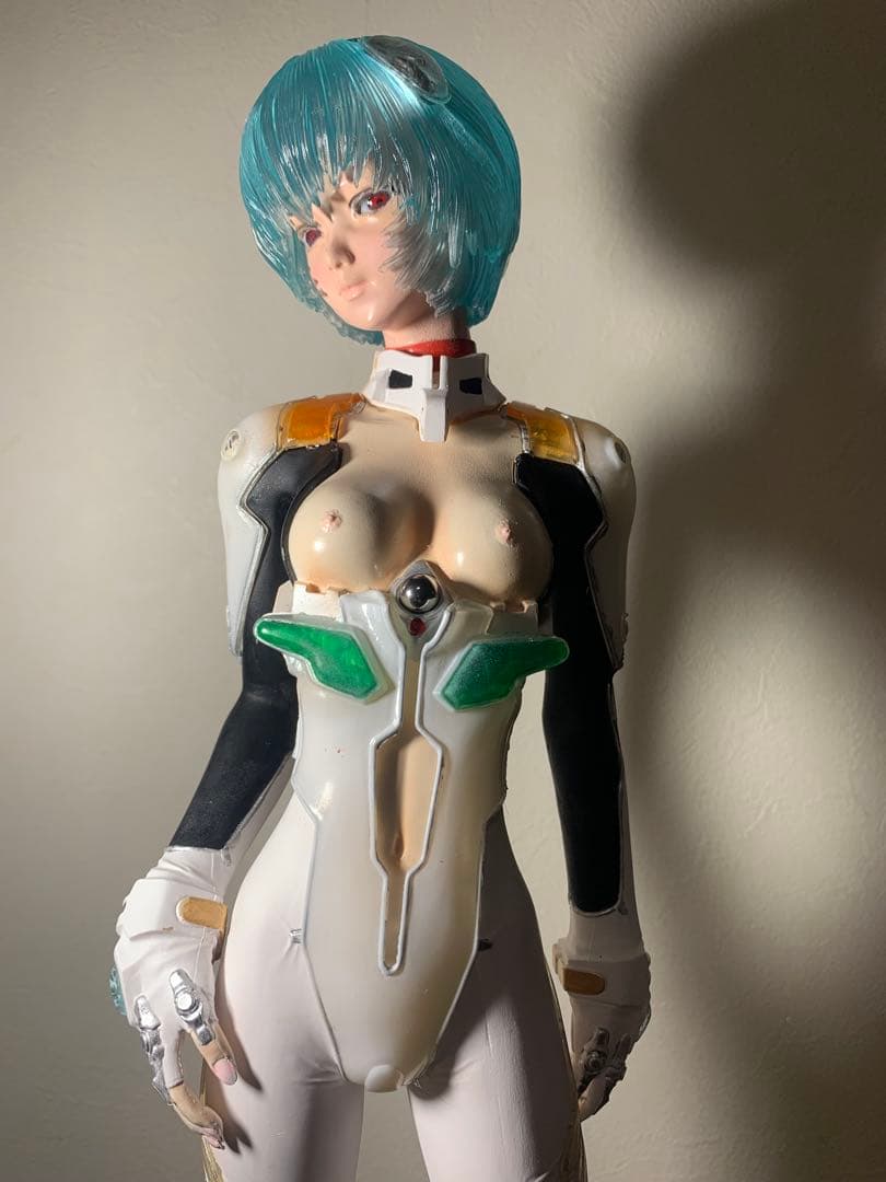 エヴァンゲリオンより綾波レイ ガレージキット完成品 荒木元太郎氏造形