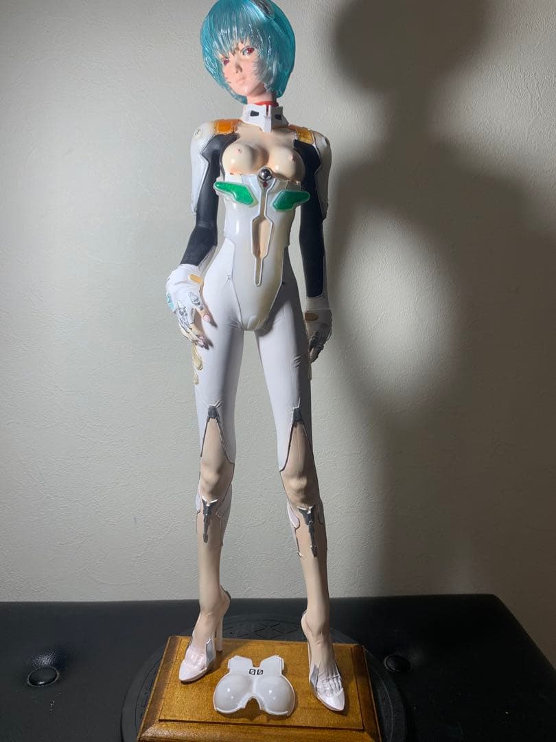 エヴァンゲリオンより綾波レイ ガレージキット完成品 荒木元太郎氏造形