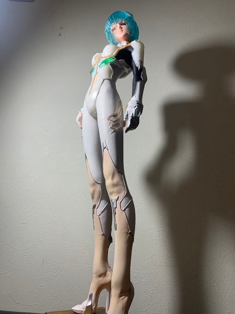 エヴァンゲリオンより綾波レイ ガレージキット完成品 荒木元太郎氏造形
