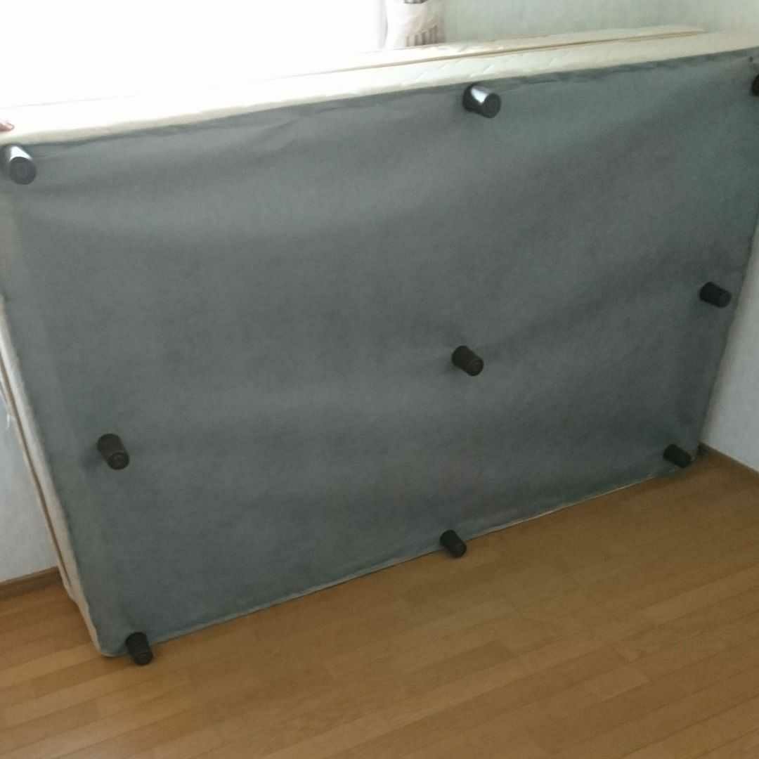 大塚家具で購入したキングスダウン製のセミダブルベッド②