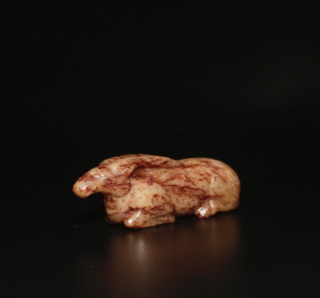 中古 和田玉雕 戦〜漢风格 卧羊 手把件 中国美术 コレクション品 C1A222