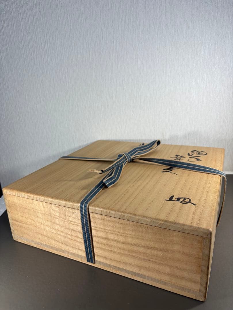 【人間国宝】 14代酒井田柿右衛門 濁手 牡丹菊文 皿27.8cm 本人作 美品