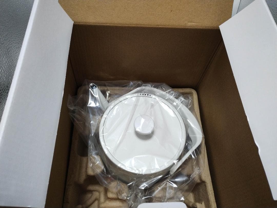 ラッセルホブス 電気ケトル 0.6L ホワイト 7106JP-WH ②